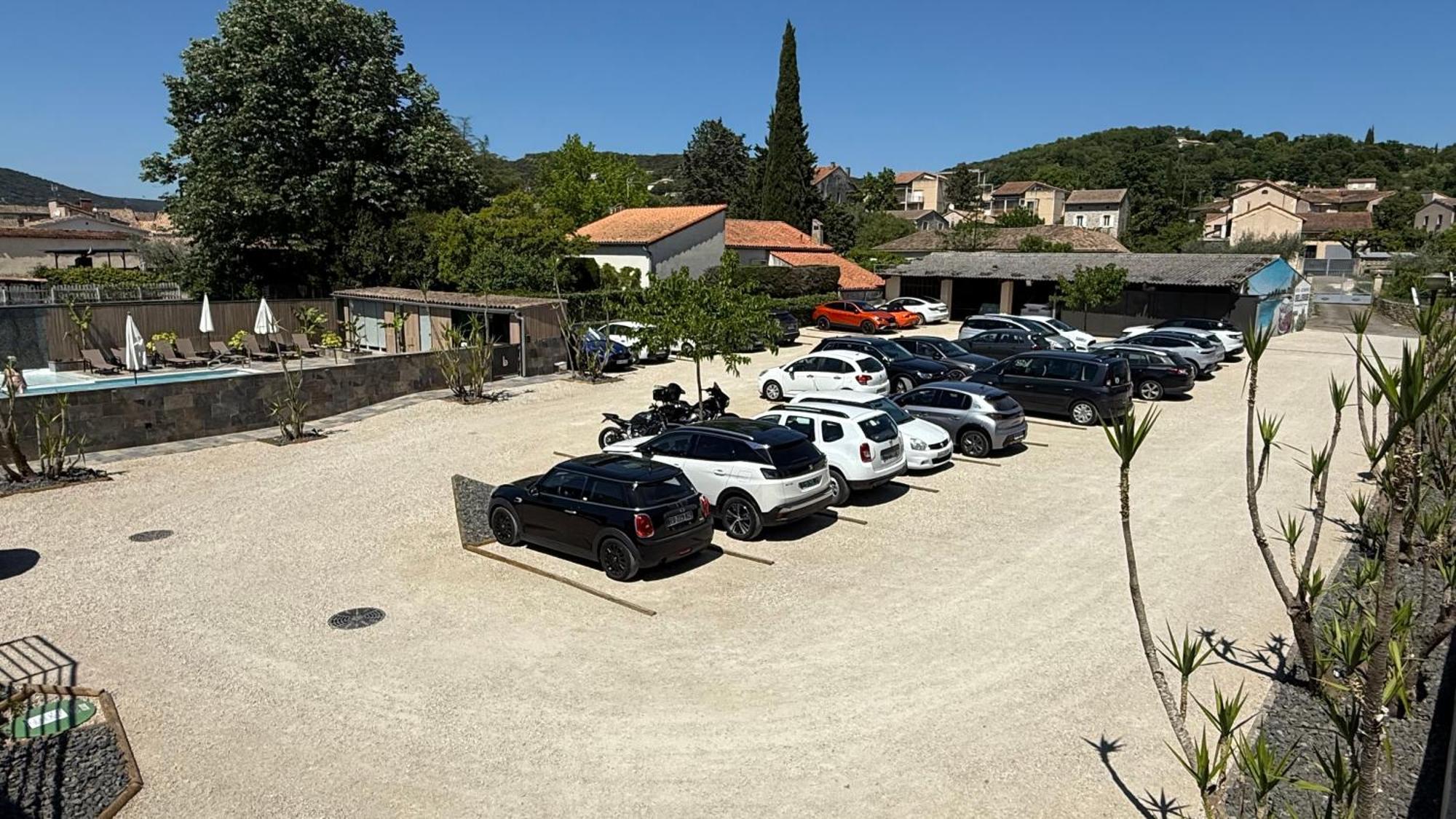 Logis Hotel Restaurant Bellevue Saint-Martin-dʼArdèche Exterior foto